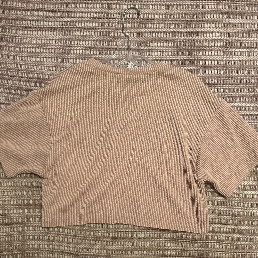 Texas Ribbed Crop Top - Picture 2 of 3